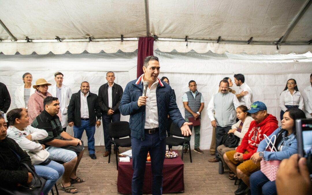 Héctor Santana acerca el gobierno a la gente con la Audiencia Ciudadana en San Pancho